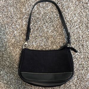 Elegant Black Shoulder Bag